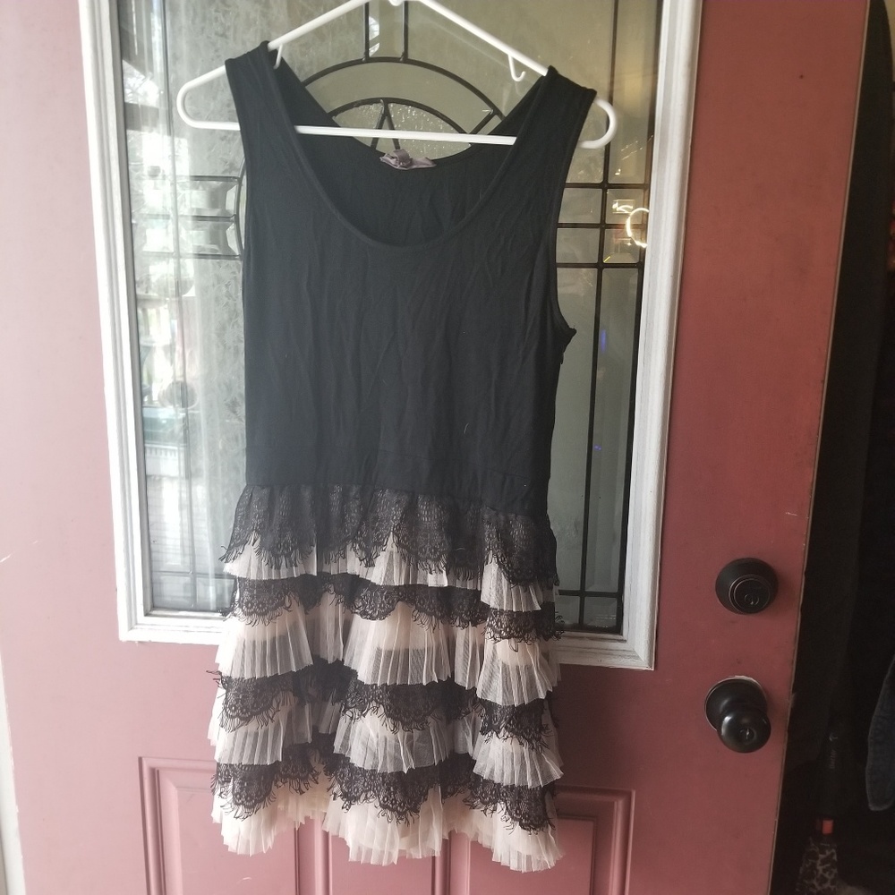 Cute black dress